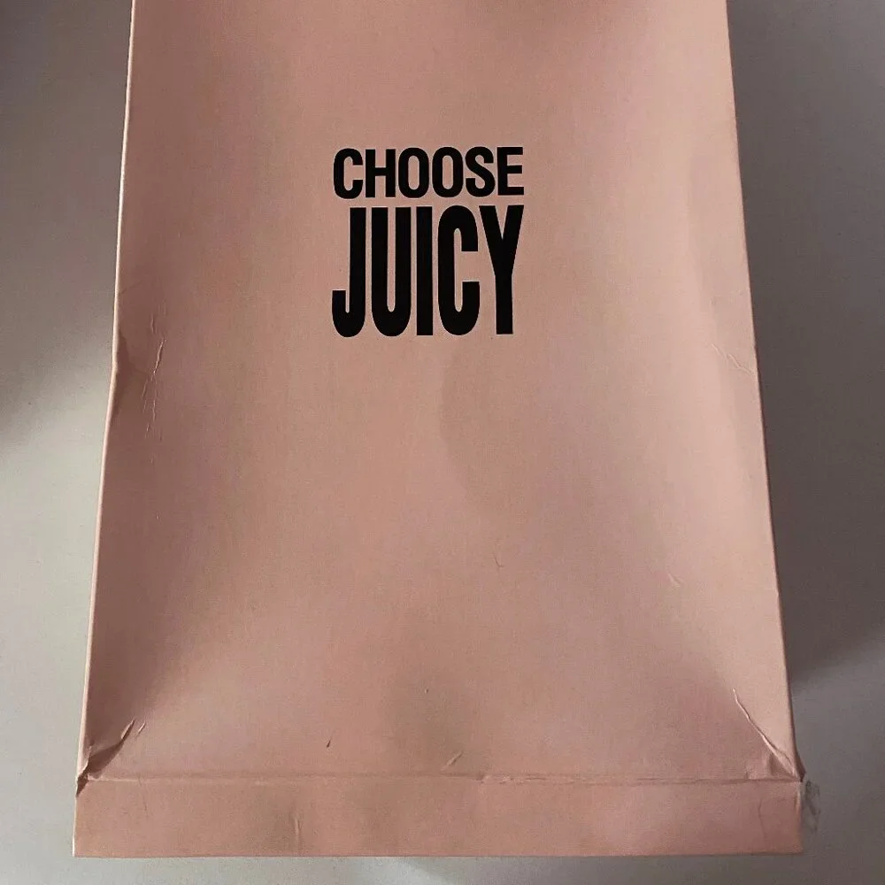 Juicy Couture step out